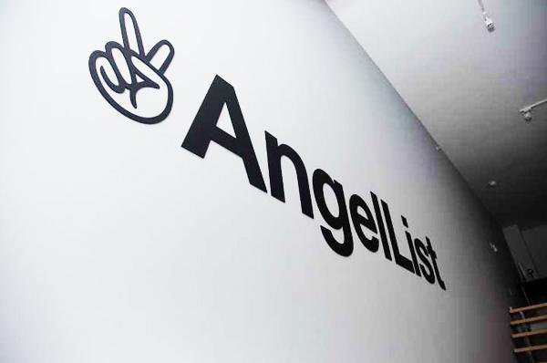   AngelList      - Product Hunt
