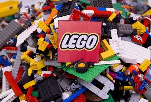 Lego     -    