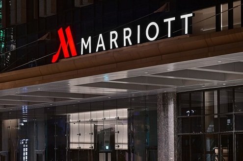   Marriott     Airbnb