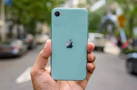   iPhone 9  - 