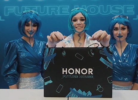  Honor     3,7  USD