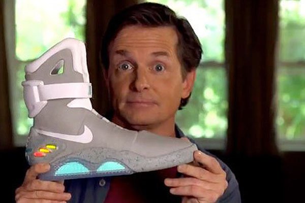 Аналог кроссовок из кинофильма «Назад в будущее-2» представлен компанией Nike