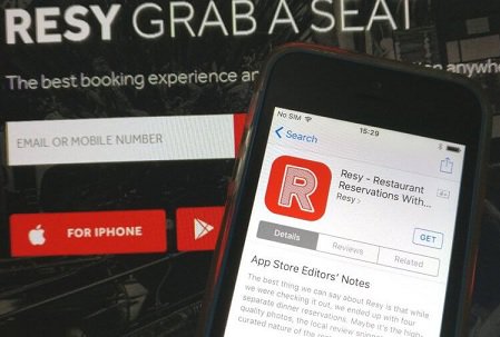 Airbnb вложилась в ресторанный сервис Resy