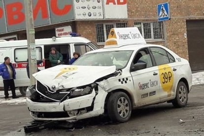 «Яндекс.Такси» приступил к страхованию пассажиров по всей стране