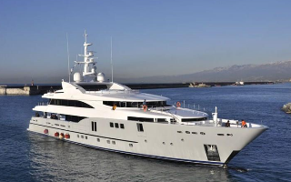 Superyachtfan назвал владельца яхты за 60 миллионов долларов