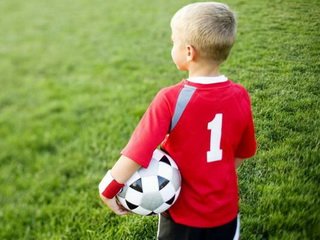 Детская футбольная школа – хорошее хобби для детей