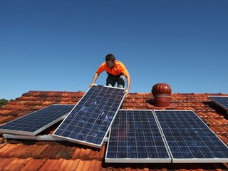 Сколько энергии дает солнечная батарея?