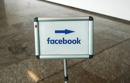 Власти Китая отозвали разрешение Facebook на запуск стартап-инкубатора спустя несколько часов после его выдачи