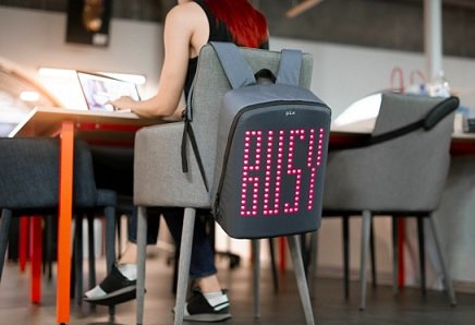 Разработчики Pix представили смарт-рюкзак, способный демонстрировать любые изображения