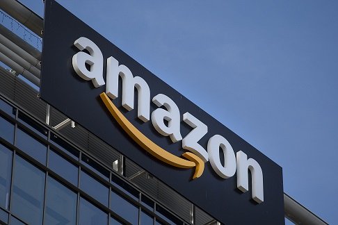 Amazon может обогнать Walmart по объемам продаж одежды