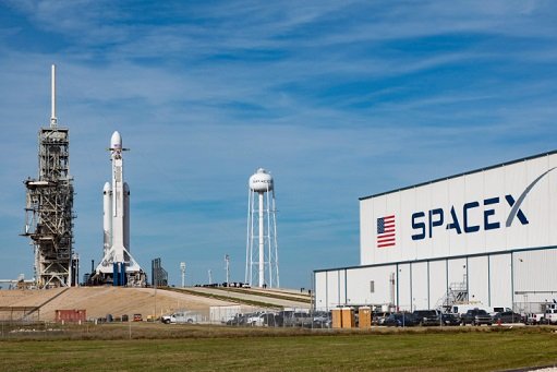 SpaceX готова вывести в космос оружие по заданию американских властей