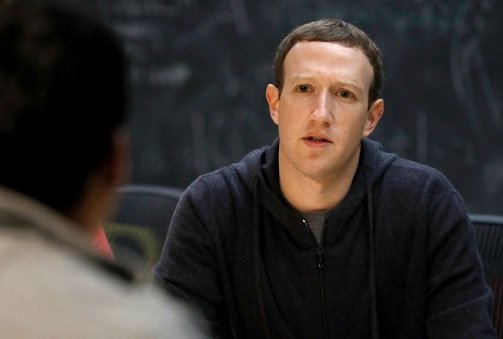 Цукерберг обязал топ-менеджеров Facebook отказаться от iOS из-за конфликта с Т. Куком
