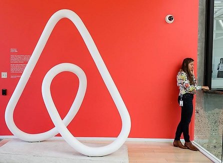 Airbnb планирует заняться проектированием загородных домов