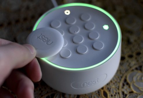 Google не предупредила покупателей об интегрированных в системы Nest микрофонах