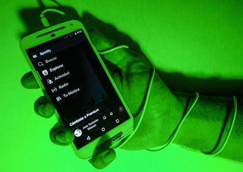 Вопреки ожиданиям аналитиков Spotify получила прибыль в 241 млн евро