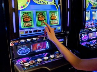 Казино Плей Фортуна – азарт и деньги в каждый дом!