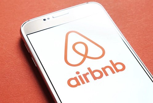 Сотрудничающие с Airbnb владельцы жилья жалуются на отсутствие компенсационных выплат