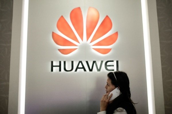 Смартфоны Huawei будут выпускаться сторонними компаниями под другим брендом