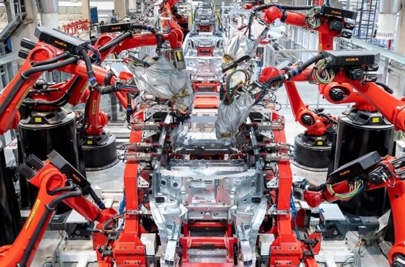 Шанхайский завод Tesla остановлен во второй раз из-за вспышки COVID-19