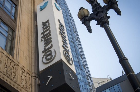 Twitter отказался от услуг более чем 5 тыс. подрядчиков