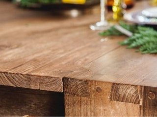 Преимущества деревянных столов для кухни