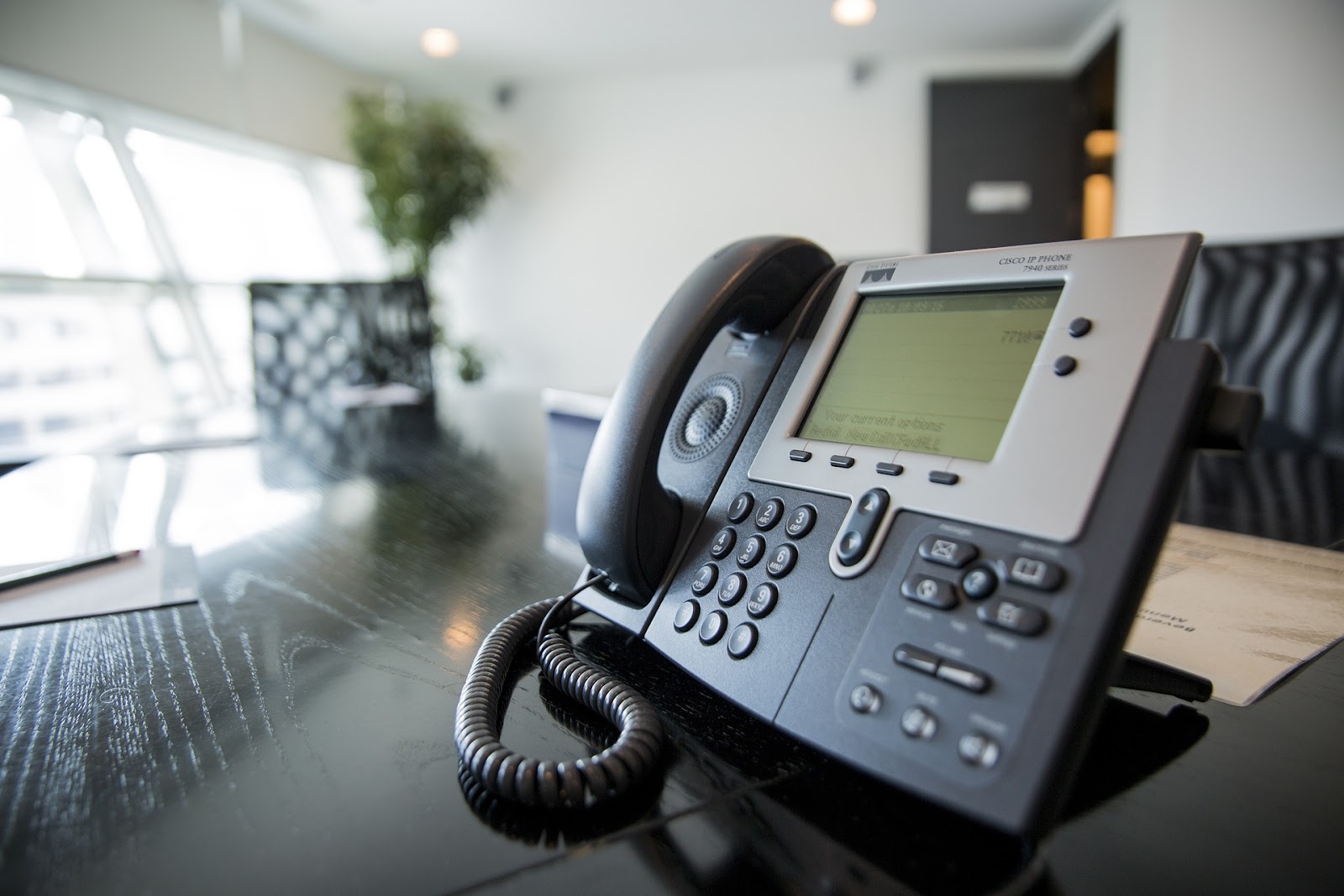 Повышение эффективности вашего бизнеса с помощью мониторинга звонков от компании «Телфин»